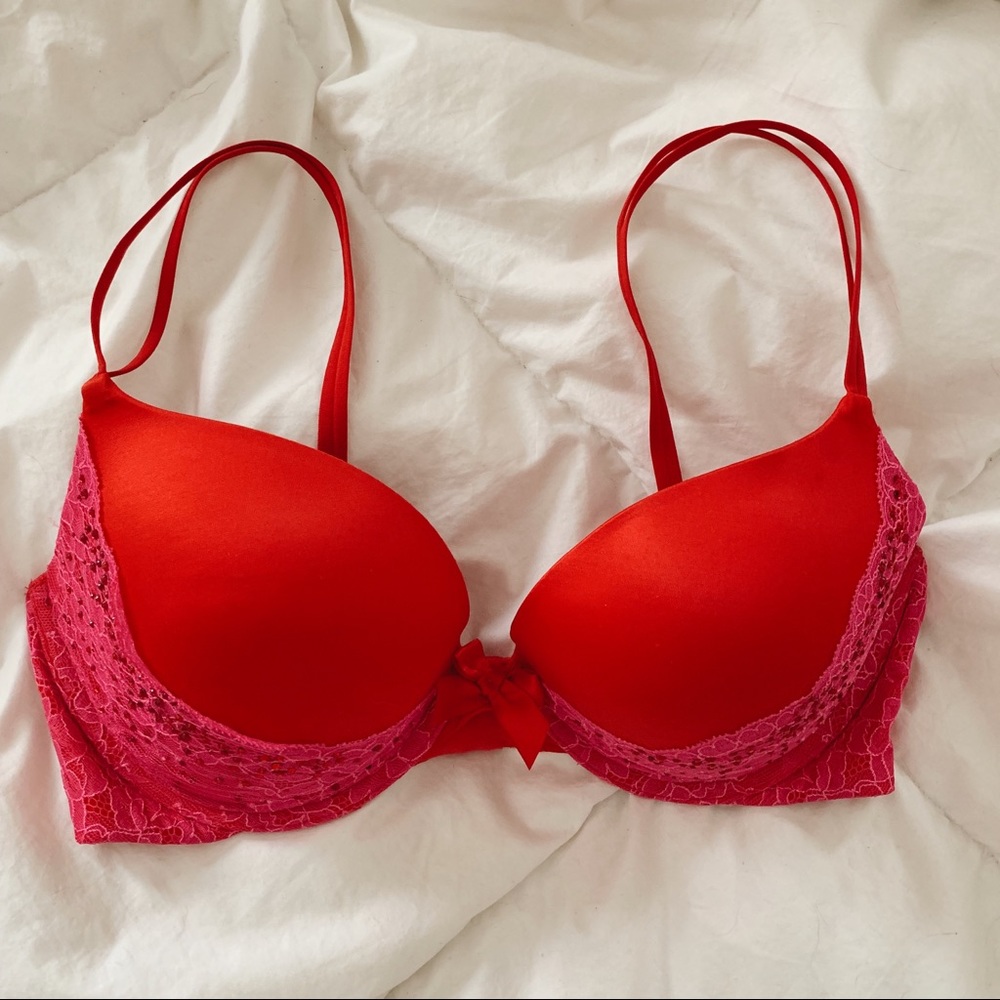 NWT Victoria’s Secret Very Sexy Push Up Rhinestone